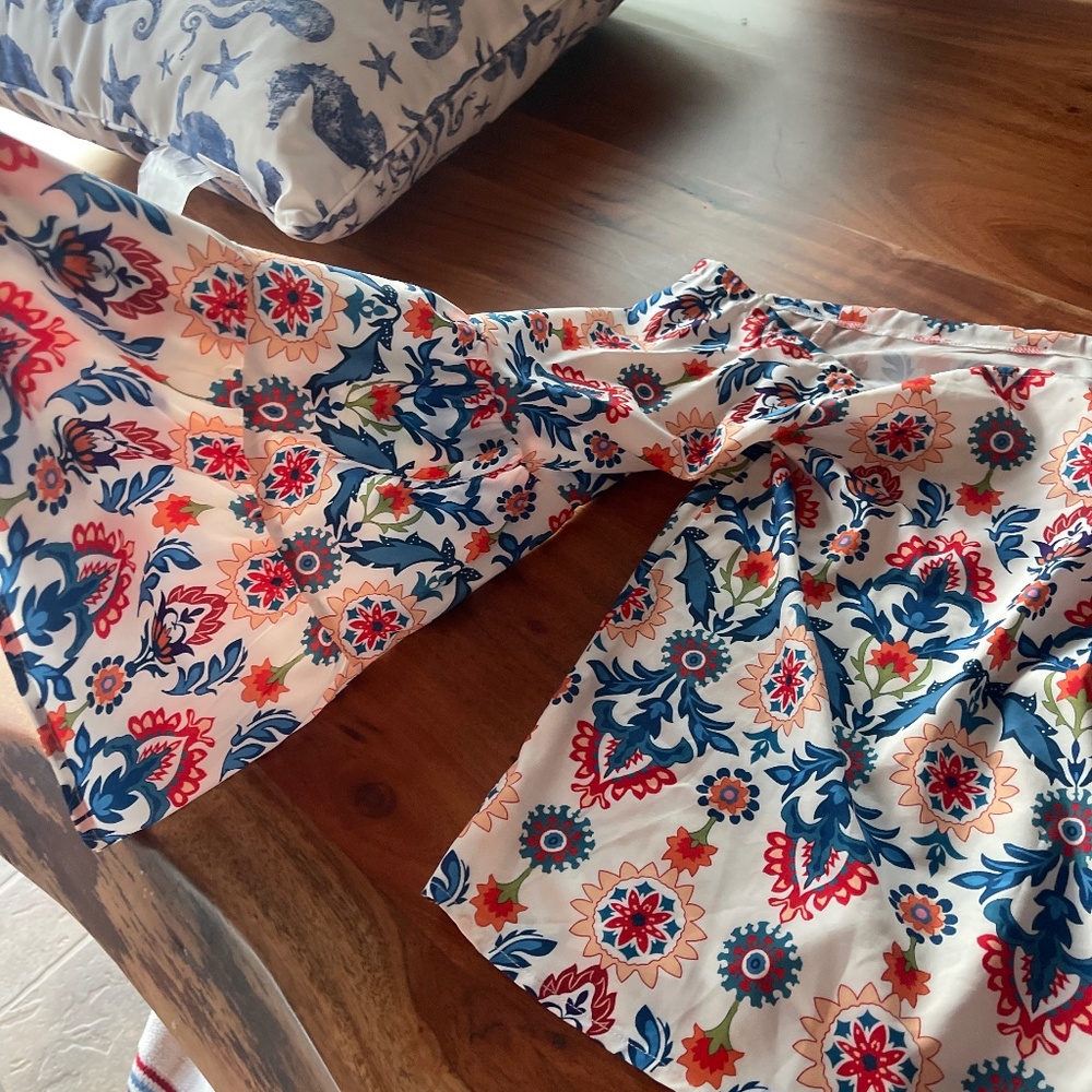 Bell sleeve top